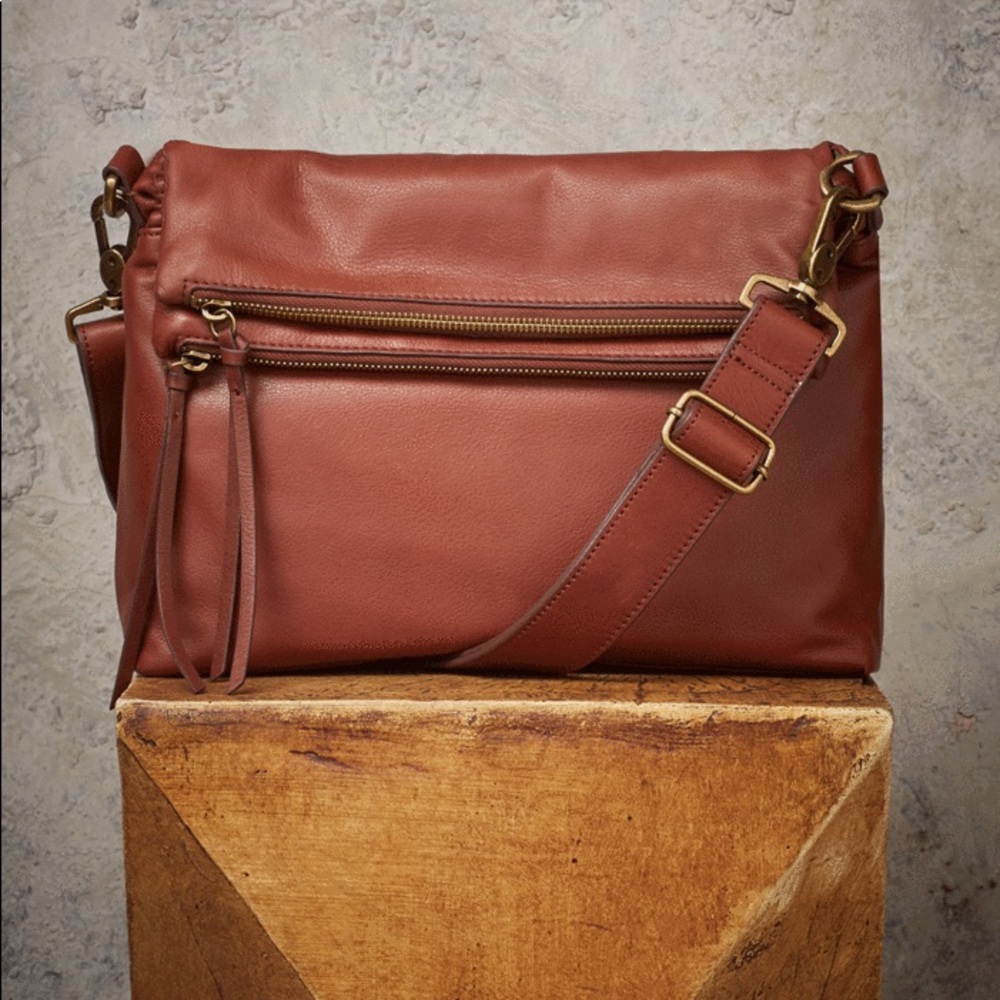 Margot New York Mickey Hobo